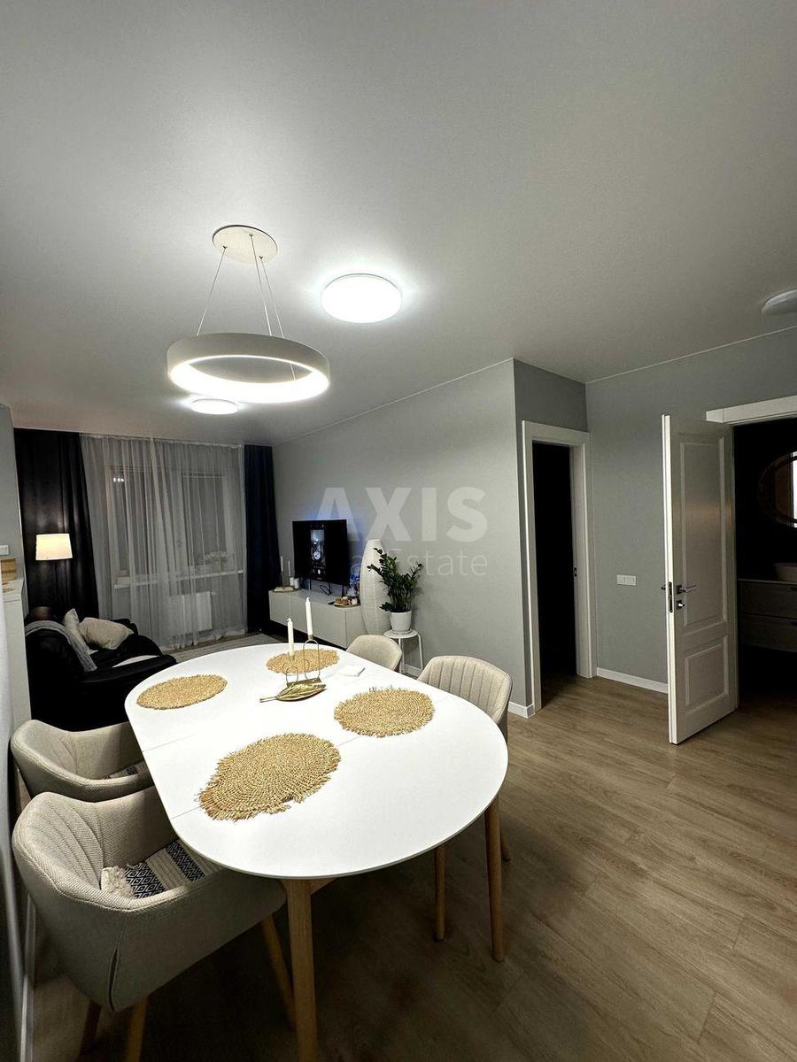 3k apartment vul. Novopol'ova 217