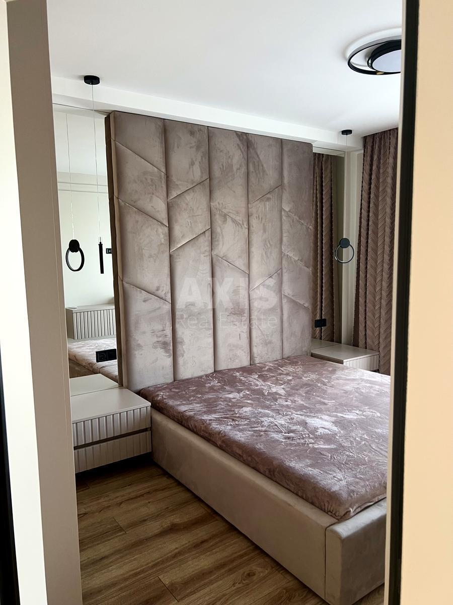 1к квартира ул. Михаила Максимовича 24597764