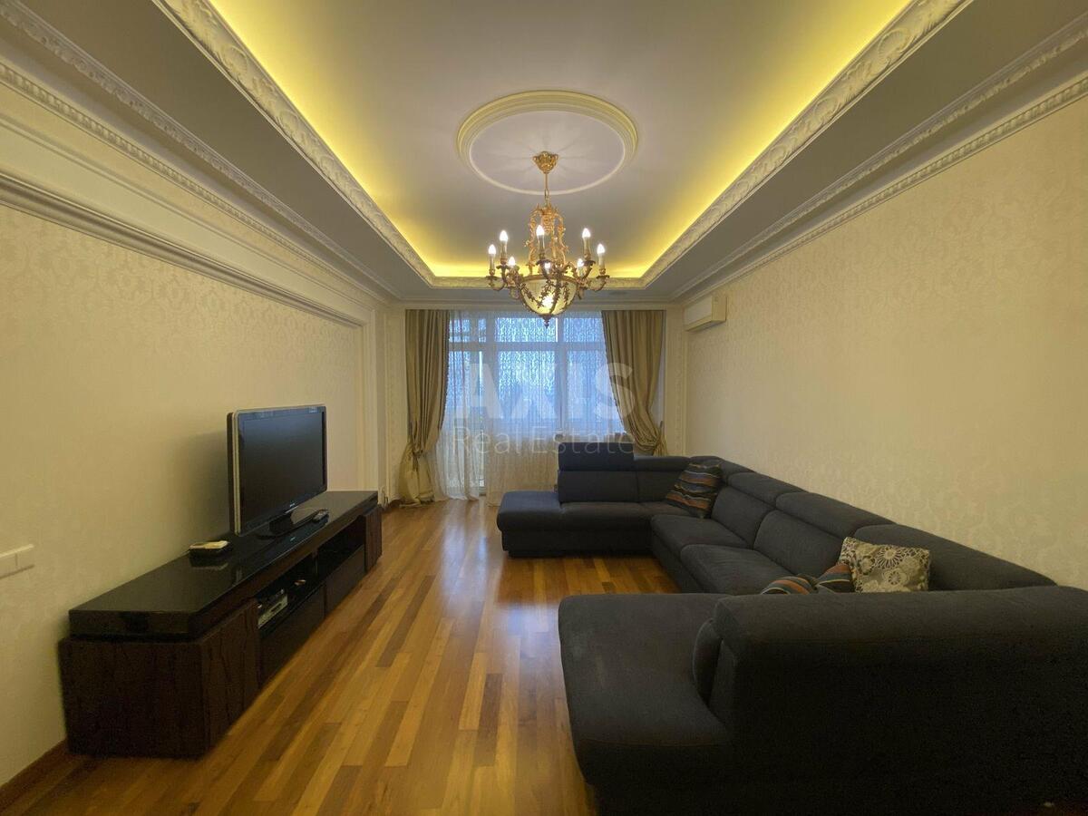 3k apartment uzv. Kudrjavs'kyj 3Б1