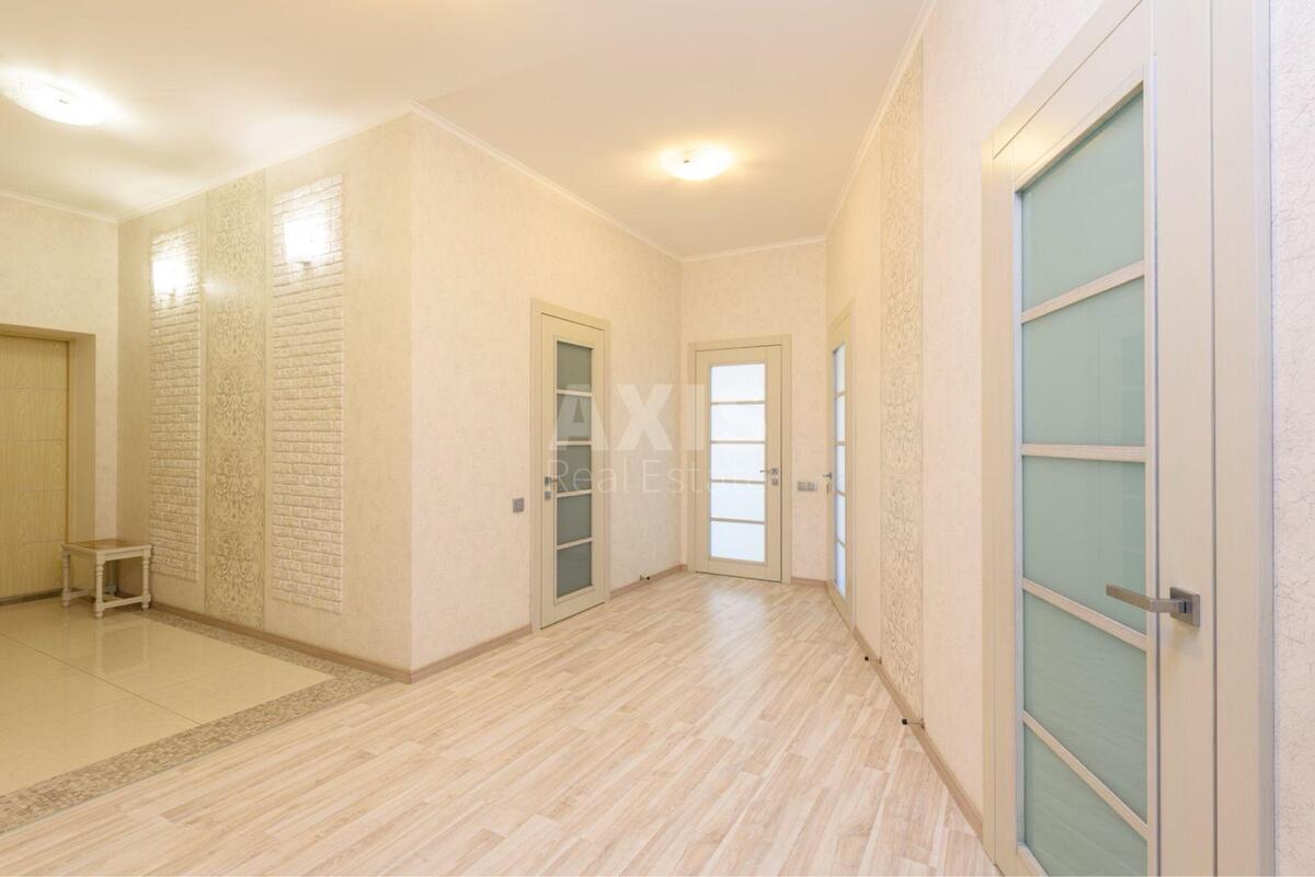 3к квартира ул. Старонаводницкая 6Б13
