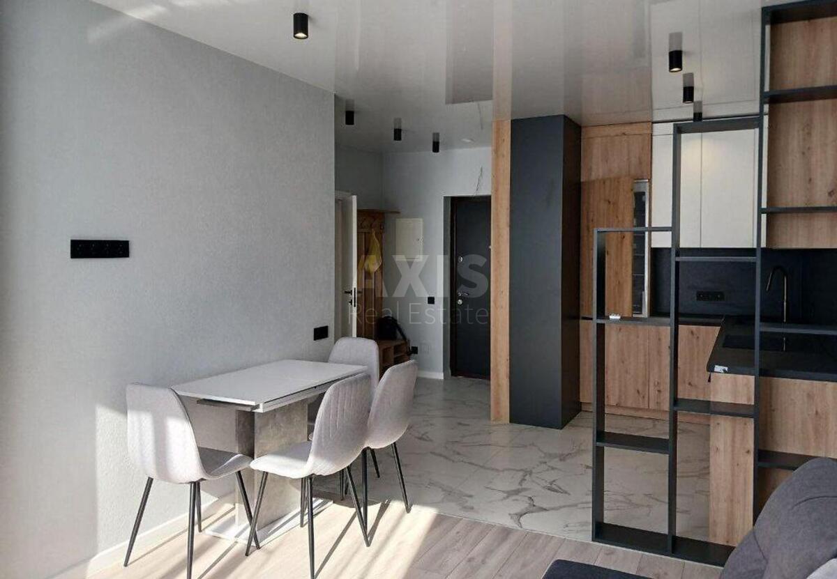 1k apartment vul. Rodyny Kristeriv 20
