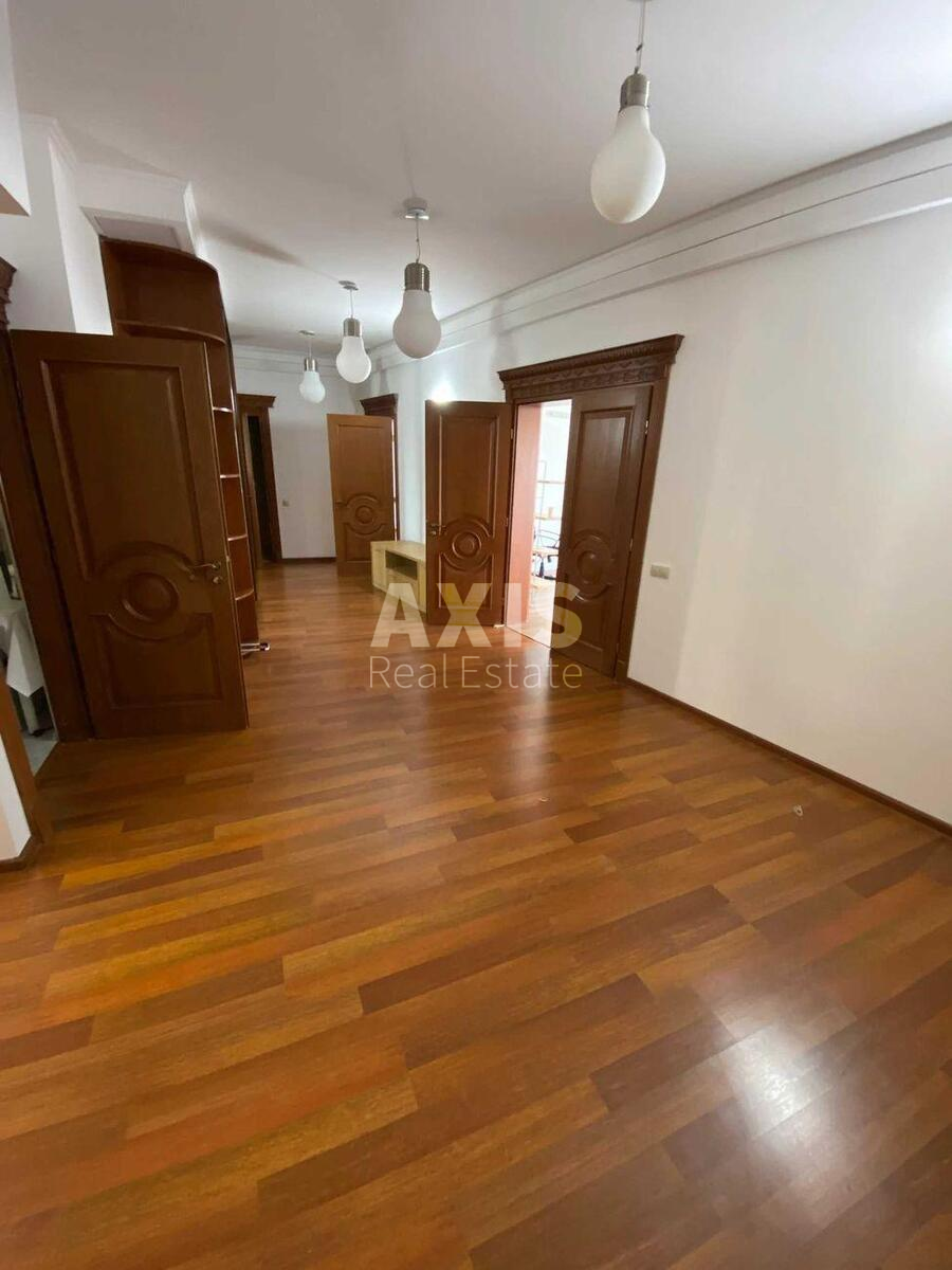 Office vul. Vasylya Tyutyunnyka 37/1, 108m2