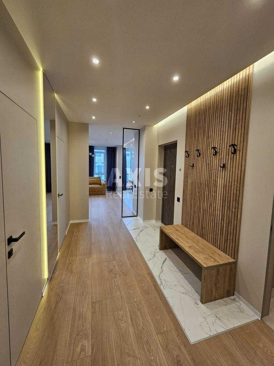 3k apartment bul. Ryl's'kogo Tadeja 110