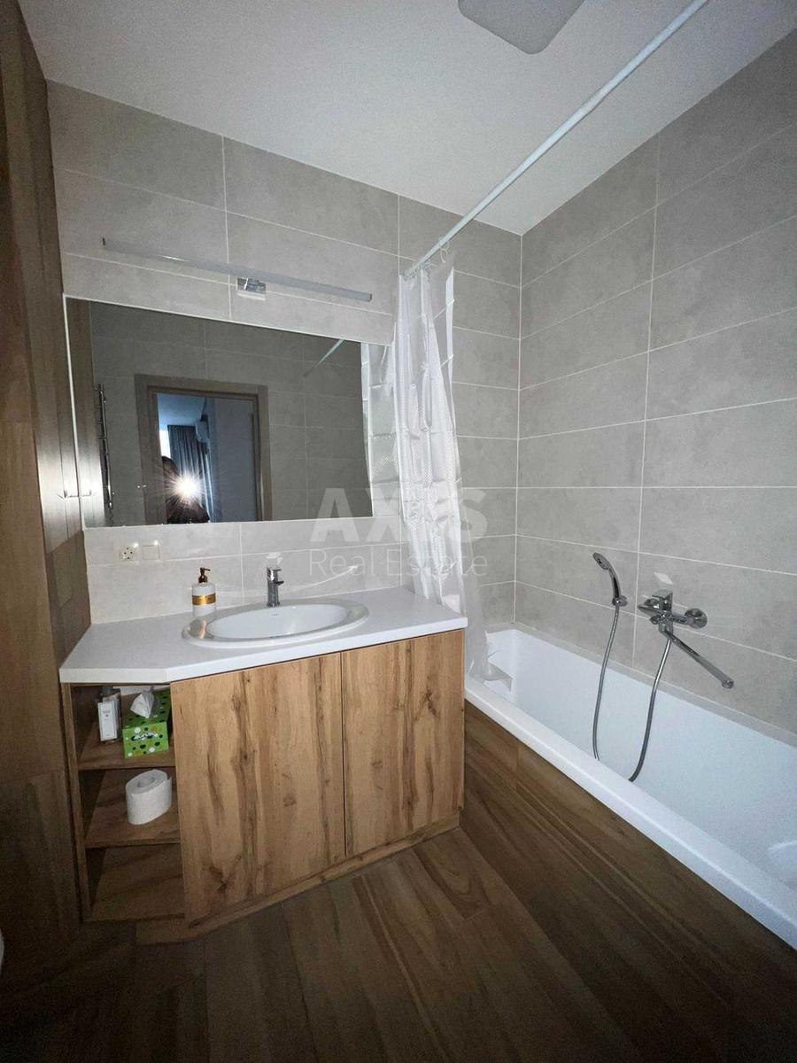 2k apartment nab. Dniprovs'ka 188
