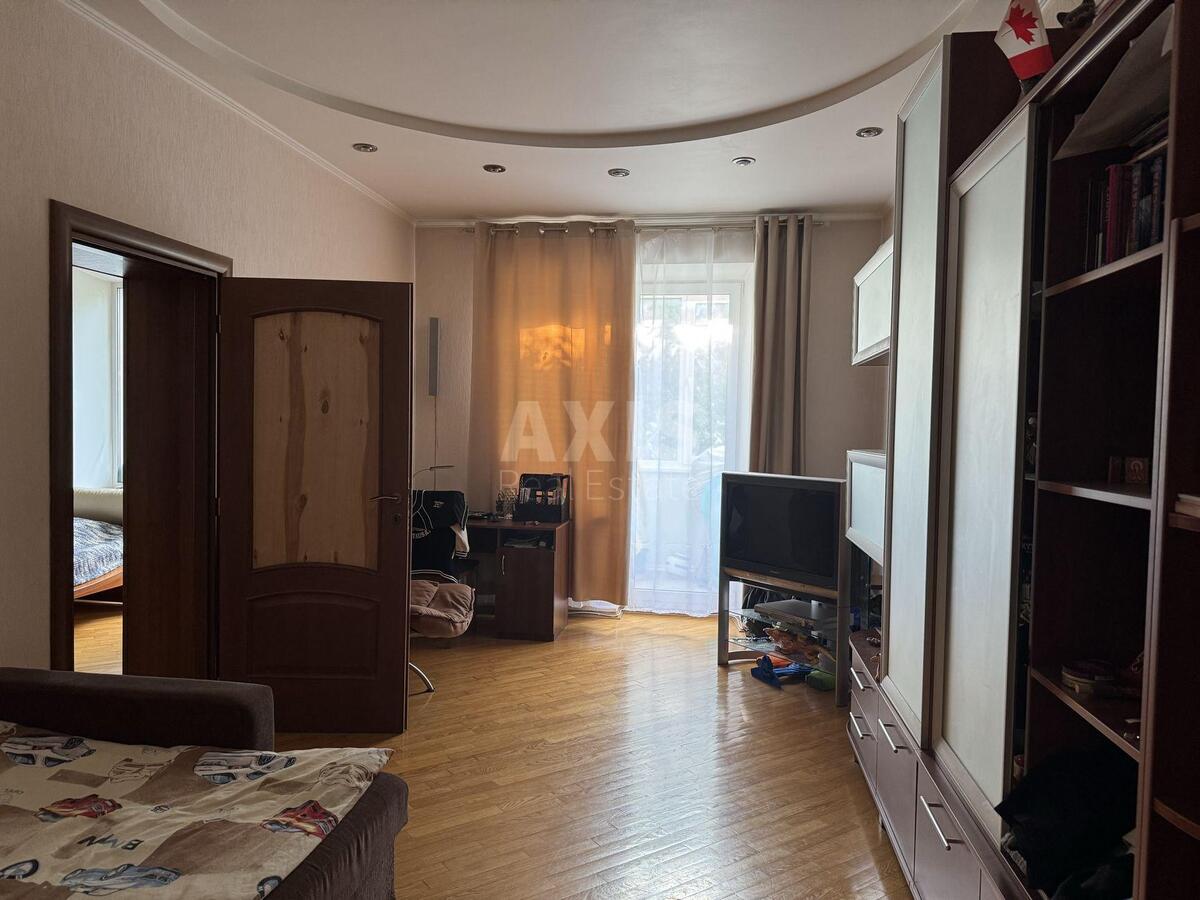 4k apartment vul. Lypkivs'kogo Vasylja Mytropolyta 40565416