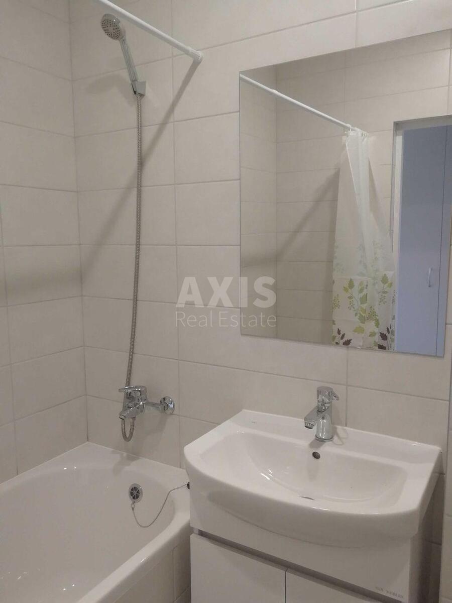 1k apartment vul. Chernjahovs'kogo 19/9565826