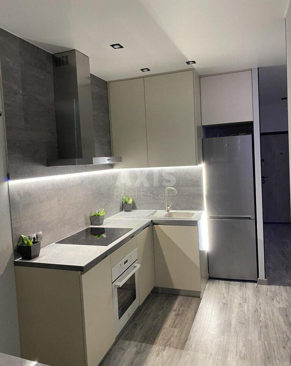 1k apartment vul. Petropavlivs'ka 40