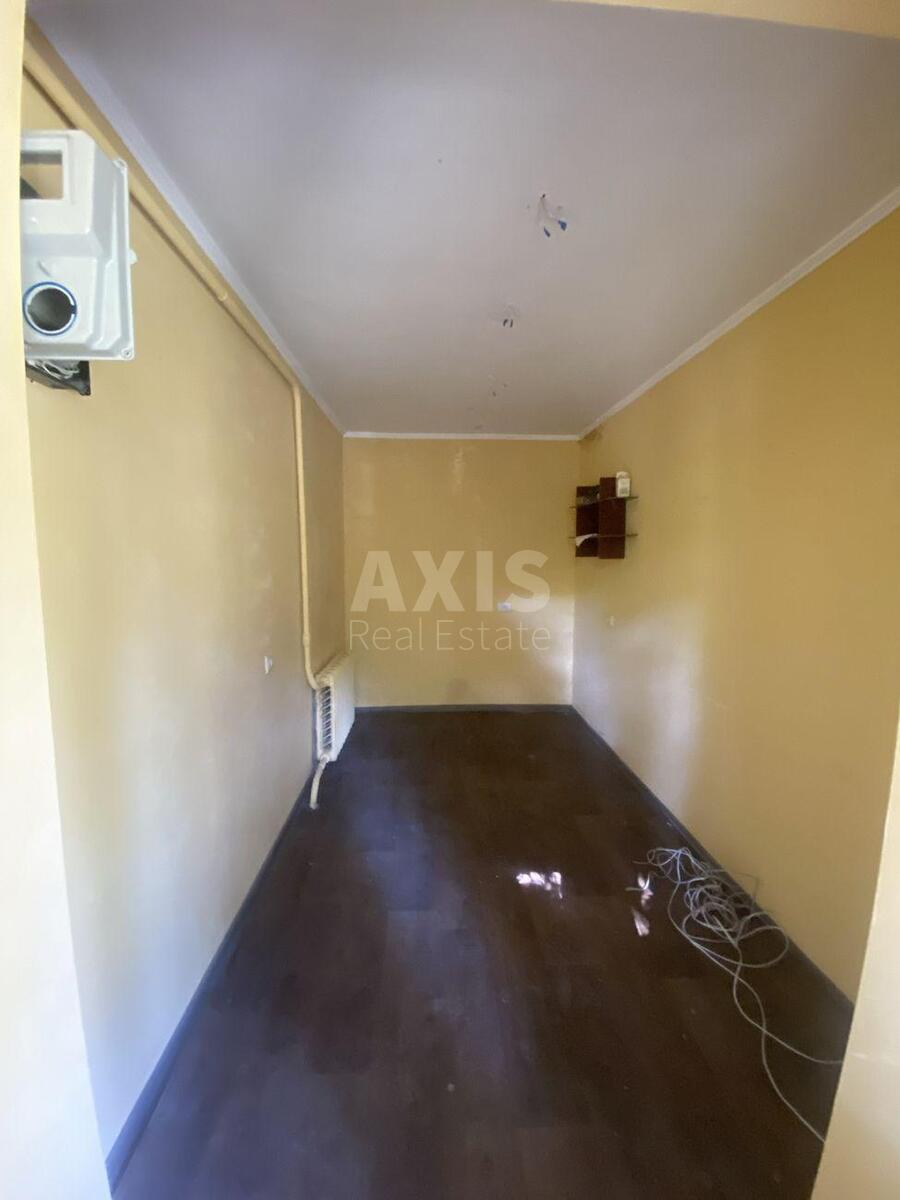 Trade object pr-t Glushkova Akademika 22, 9m2613191