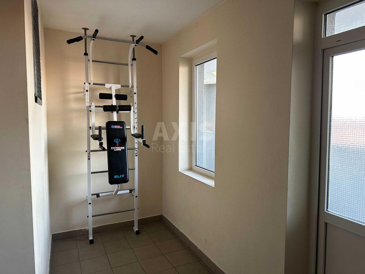 2k apartment vul. Chervonopil's'ka 2Г7