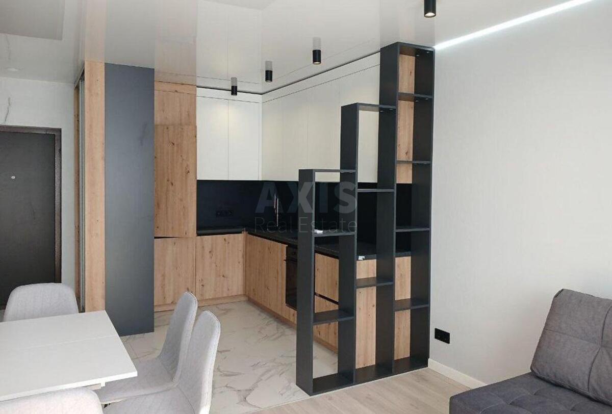 1k apartment vul. Rodyny Kristeriv 200