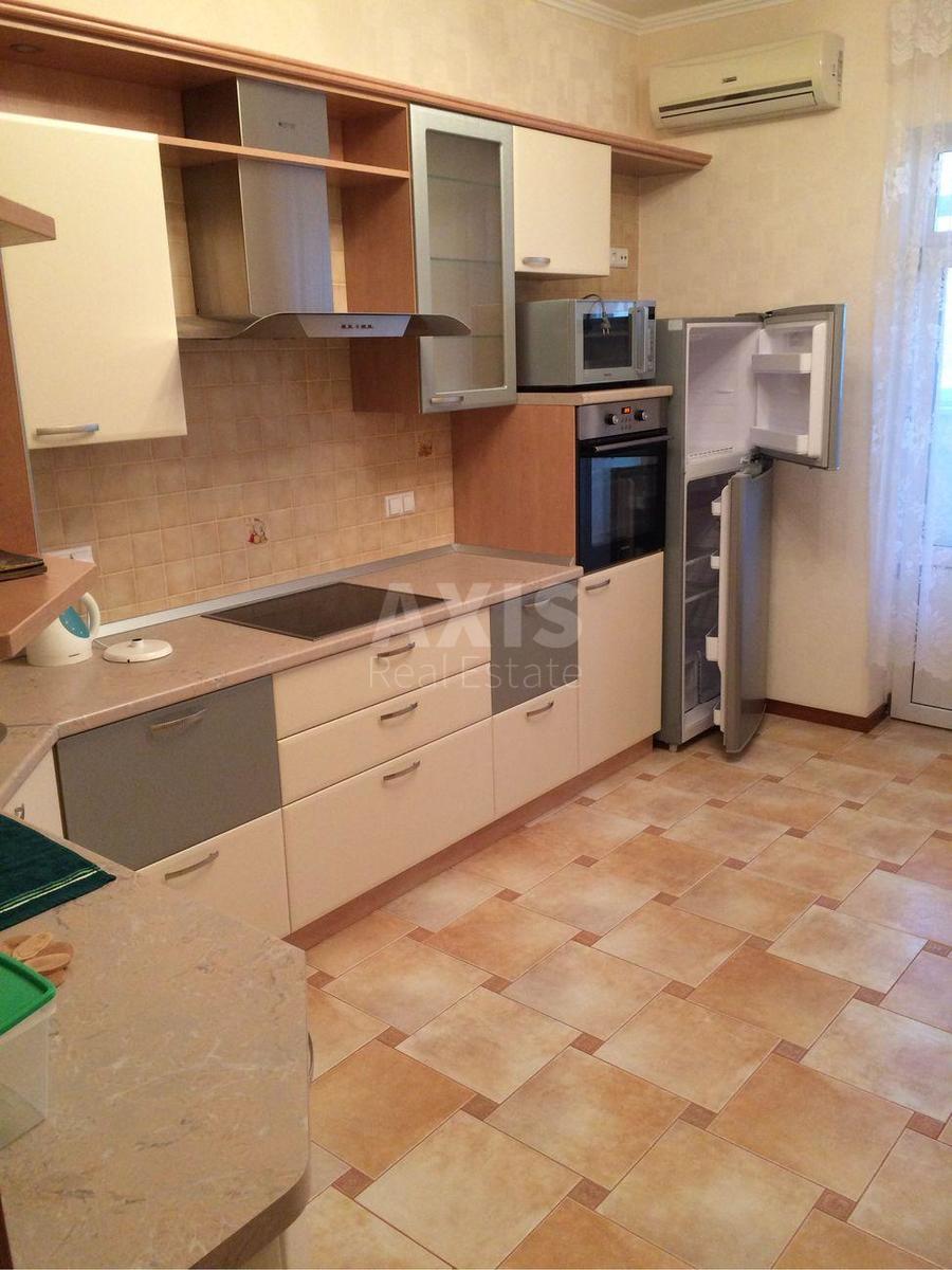 2k apartment vul. Dmytrivs'ka 690