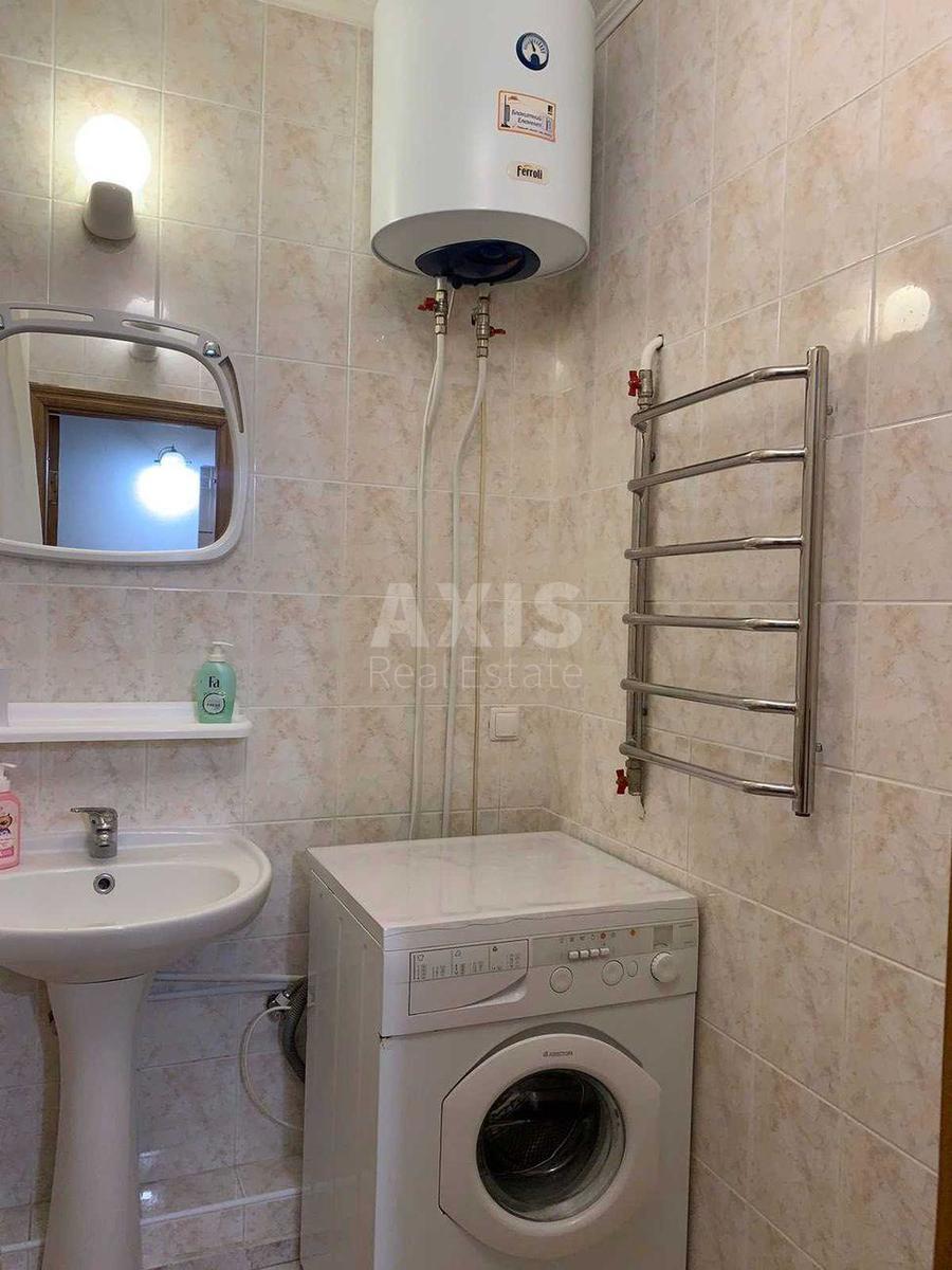 2к квартира ул. Болбочана Петра 4А8