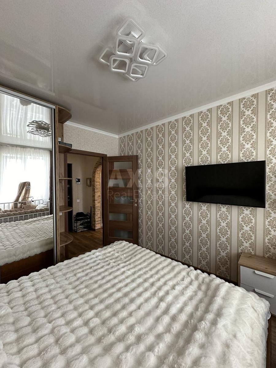2k apartment vul. Dragomanova 117