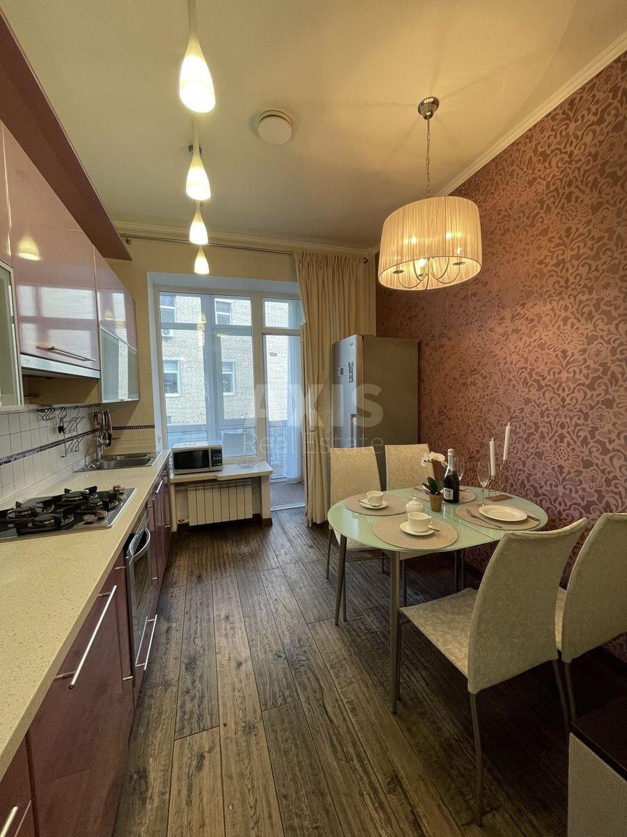 1k apartment vul. Antonovycha 44