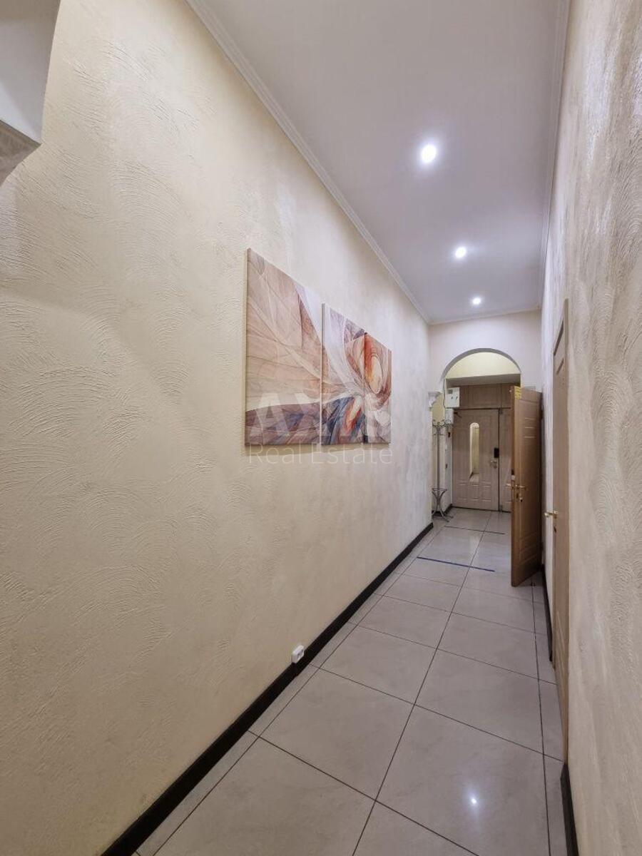 Office vul. Hmel'nyc'kogo Bogdana 42, 70m2611758