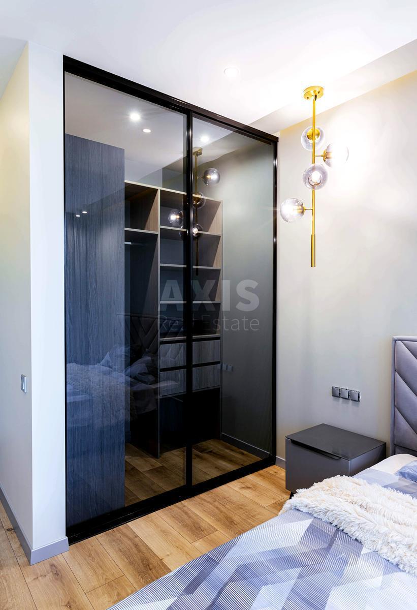 4k apartment pr-t Berestejskij 67623427