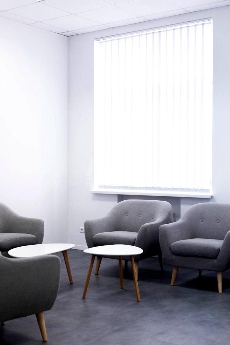 Офис ул. Пимоненко Николая 13, 576м26192211