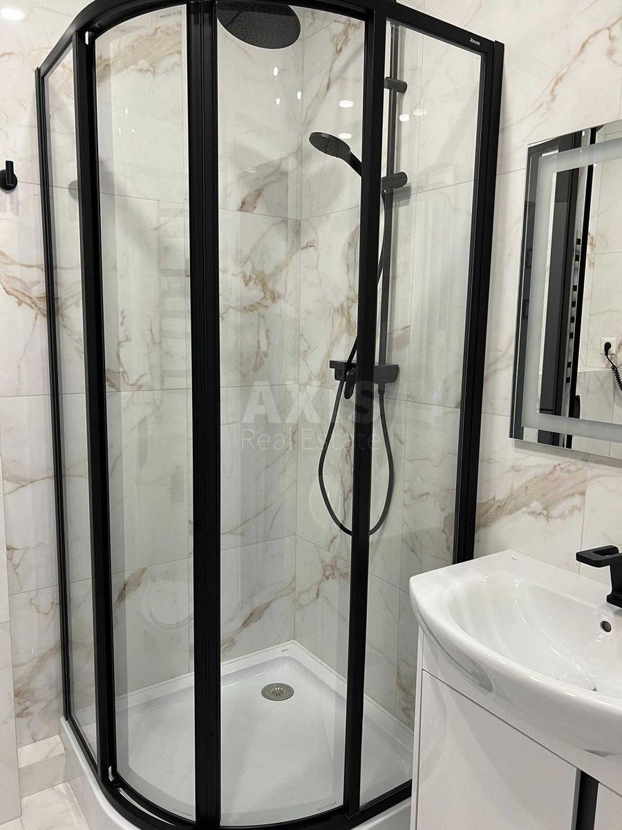 1k apartment pr-t Povitroflots'kyj 566