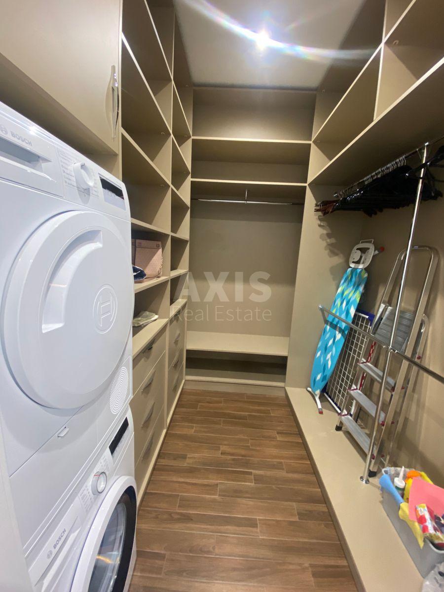 1k apartment bul. Lesi Ukrai'nky 7В1