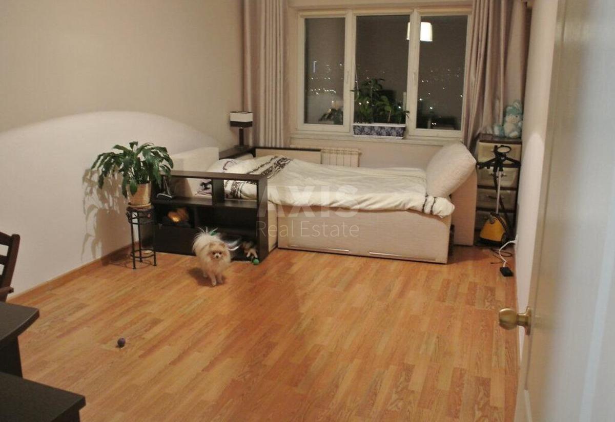 1k apartment vul. Malynovs'kogo Marshala 4В