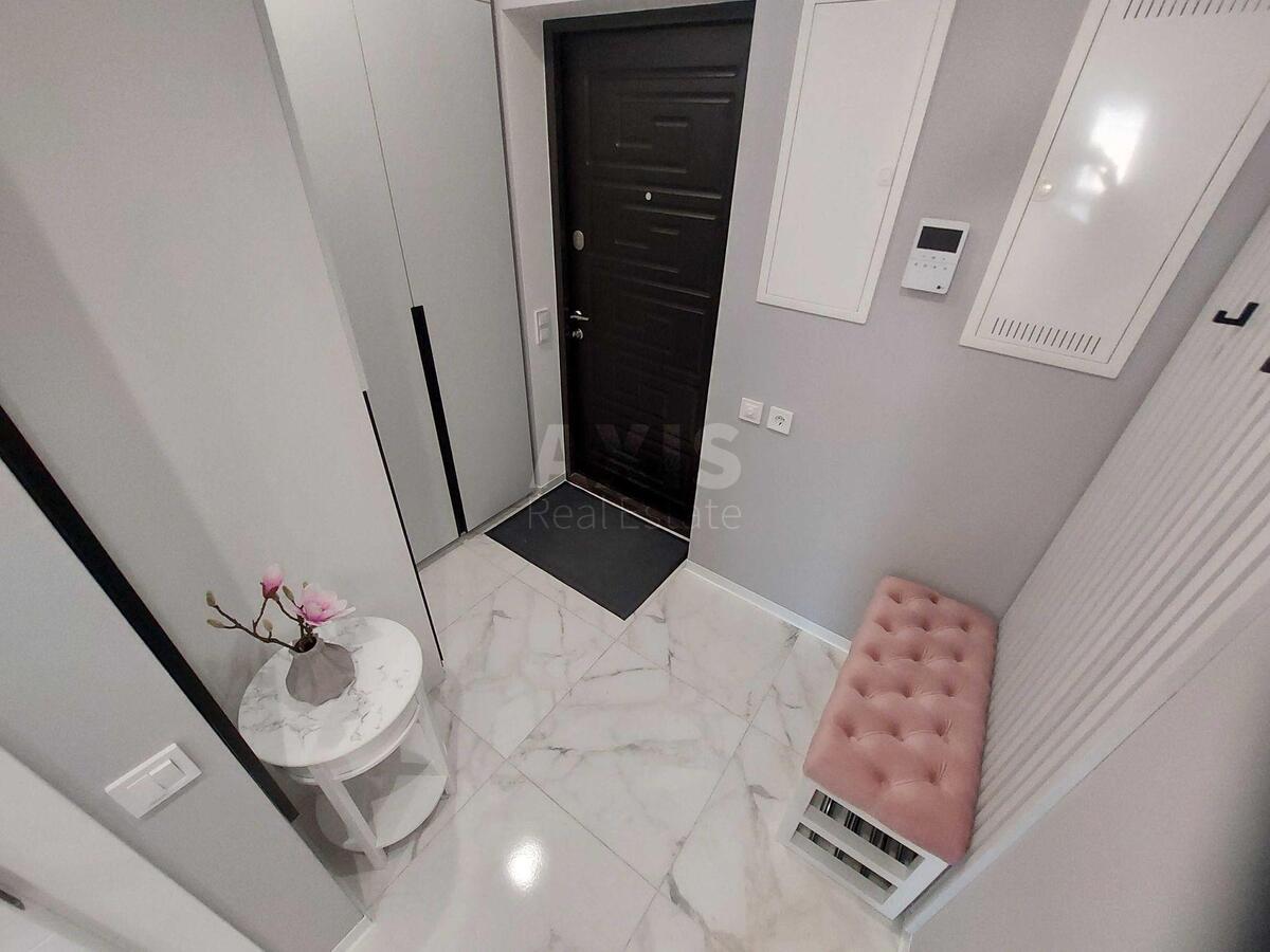 2к квартира ул. Бережанская 156299311