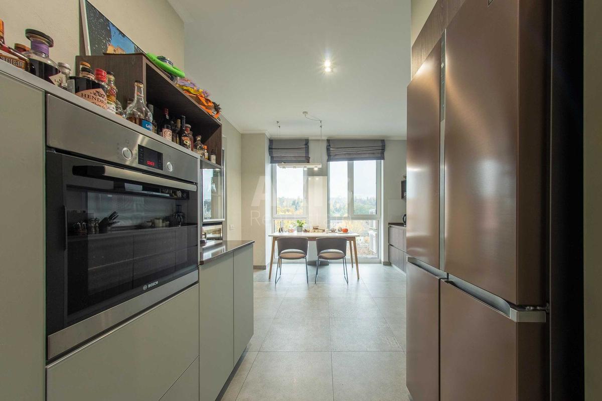 2k apartment vul. Malevycha Kazymyra 484