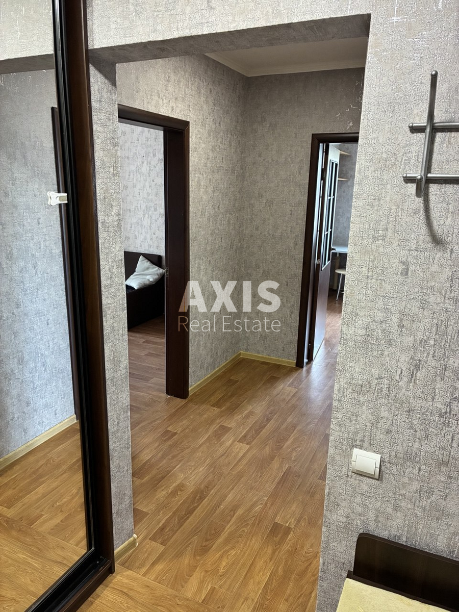 1k apartment vul. Rusovoi' Sofii' 1Б10