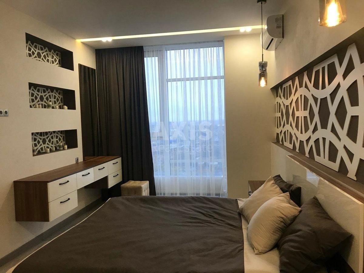 2k apartment vul. Antonova Aviakonstruktora 2Б2