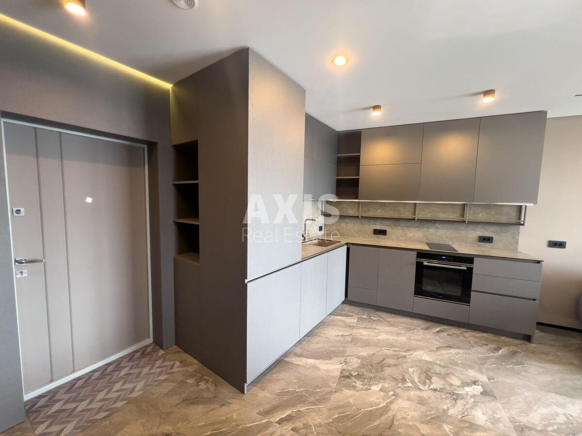 1k apartment nab. Dniprovs'ka 15Ж0