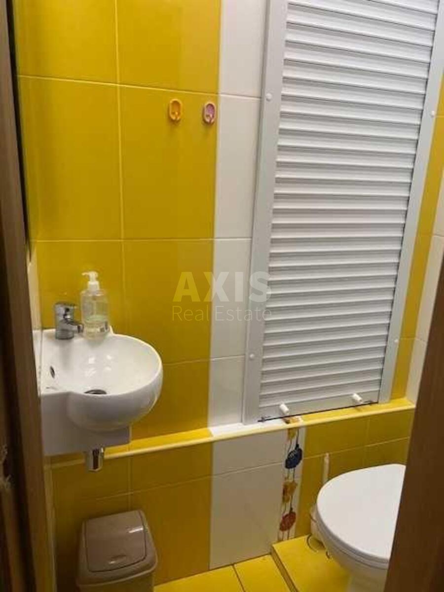 Office vul. Gonchara Olesja 35, 55m210