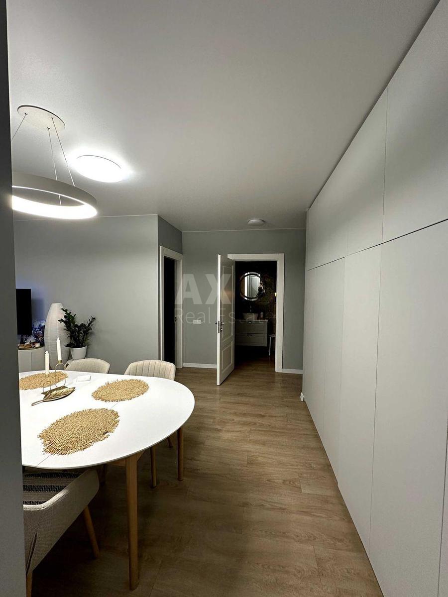 3k apartment vul. Novopol'ova 219