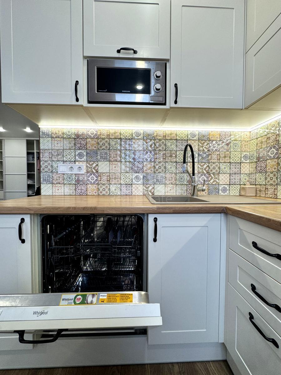 3k apartment vul. Oleksandra Olesja 4Б639121