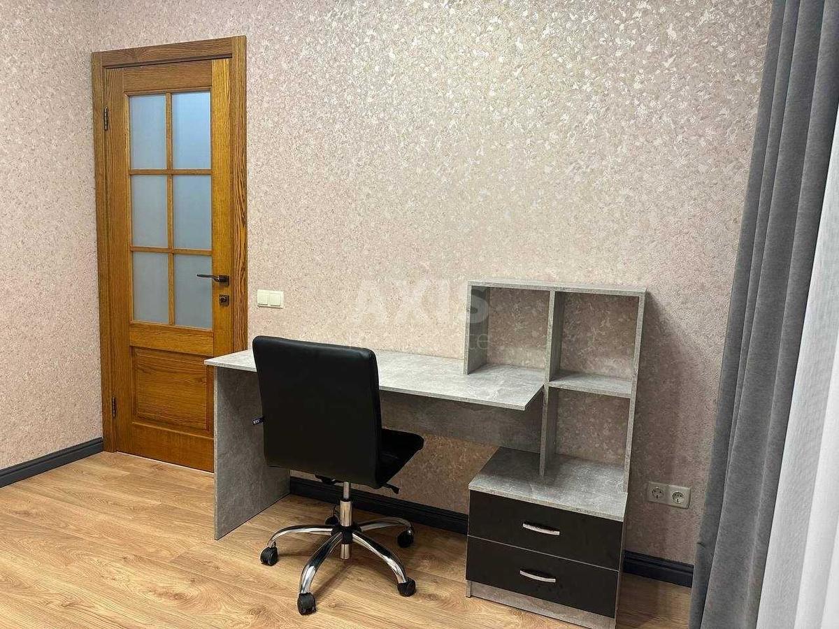 3k apartment vul. Osokors'ka 2А6