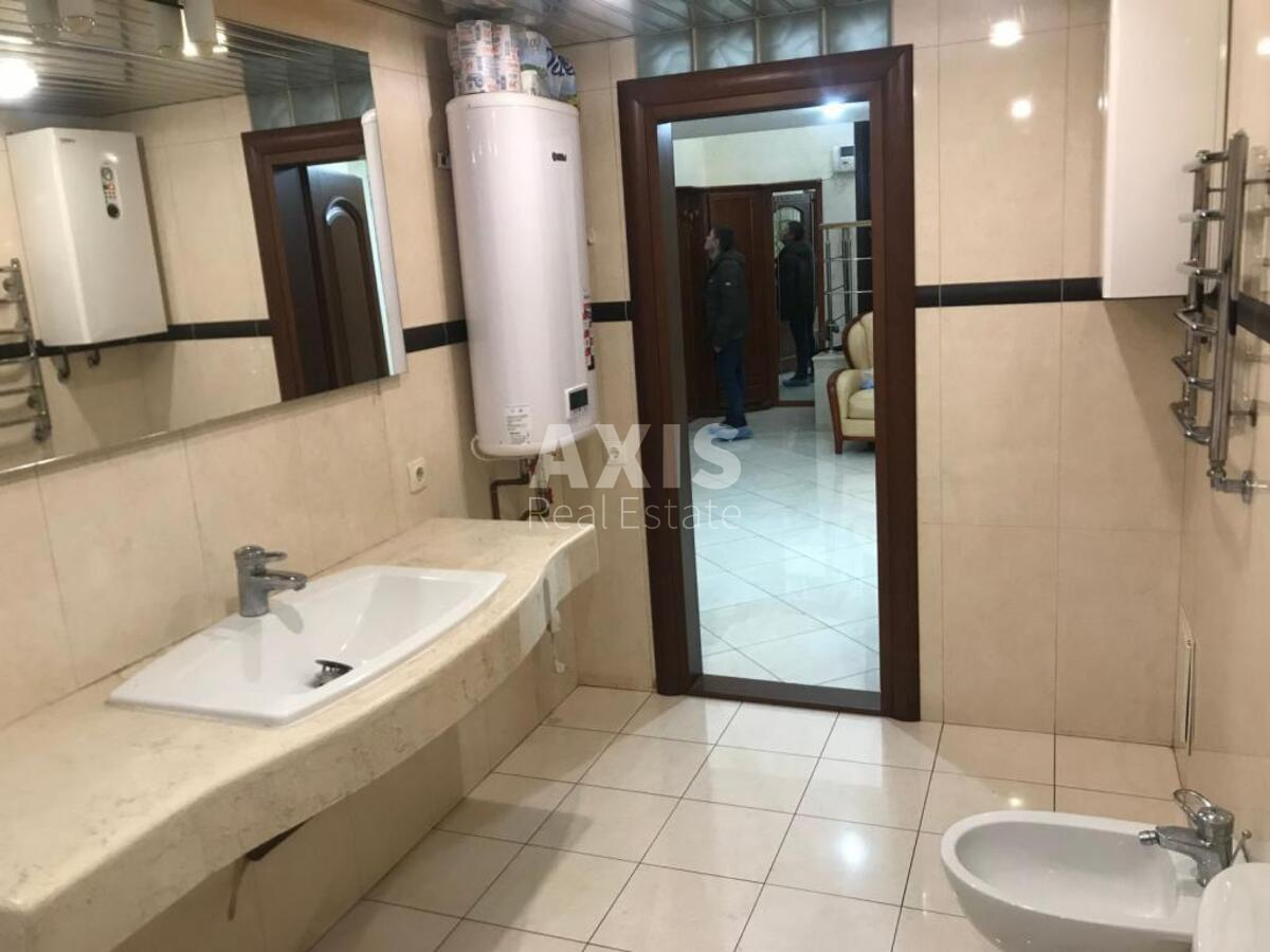 5k apartment vul. Panasa Myrnogo 1414