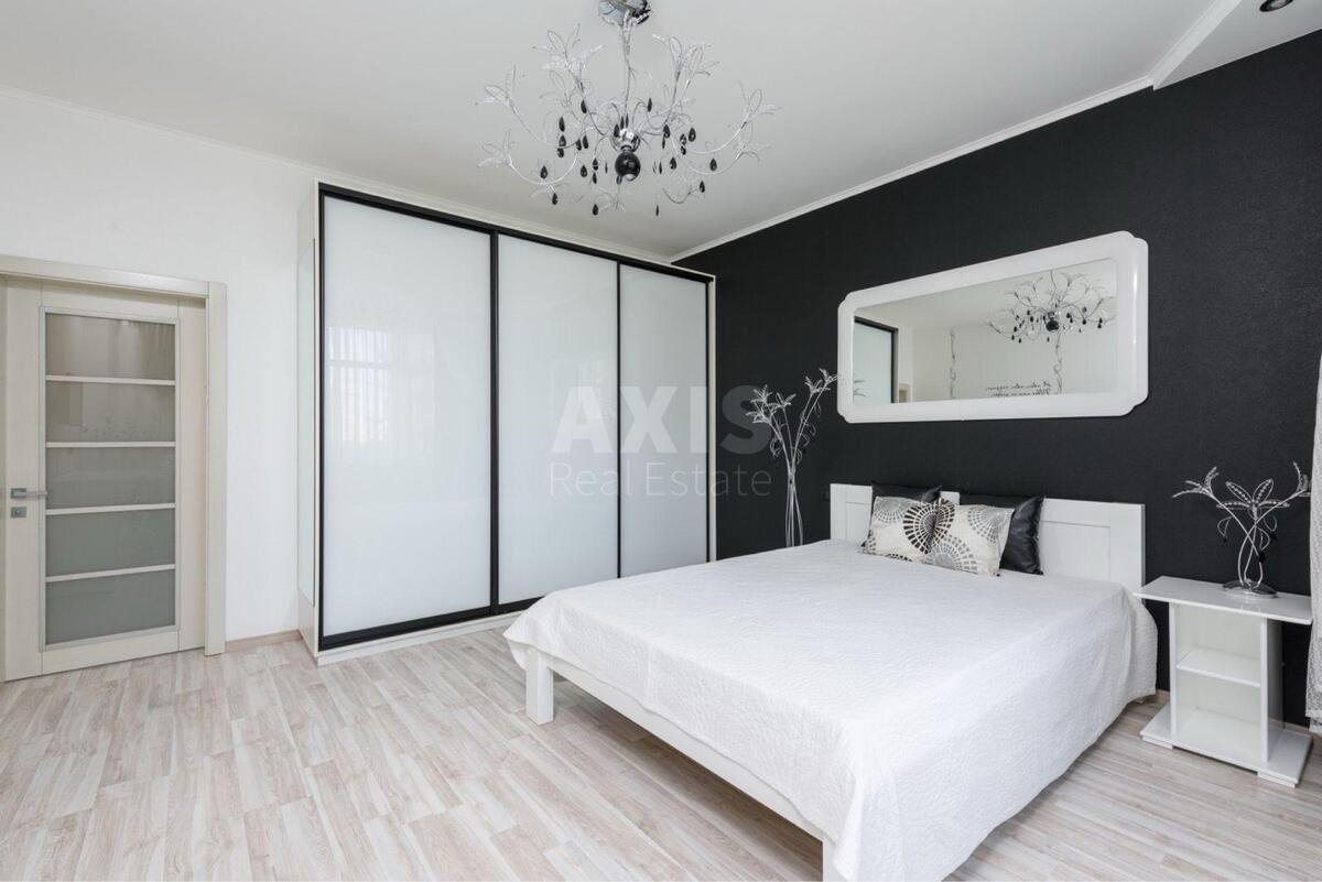 3k apartment vul. Staronavodnyc'ka 6Б15