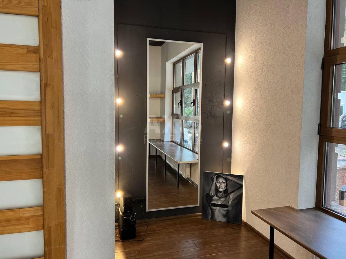 Office vul. Hmel'nyc'kogo Bogdana 2/37Б, 41m25