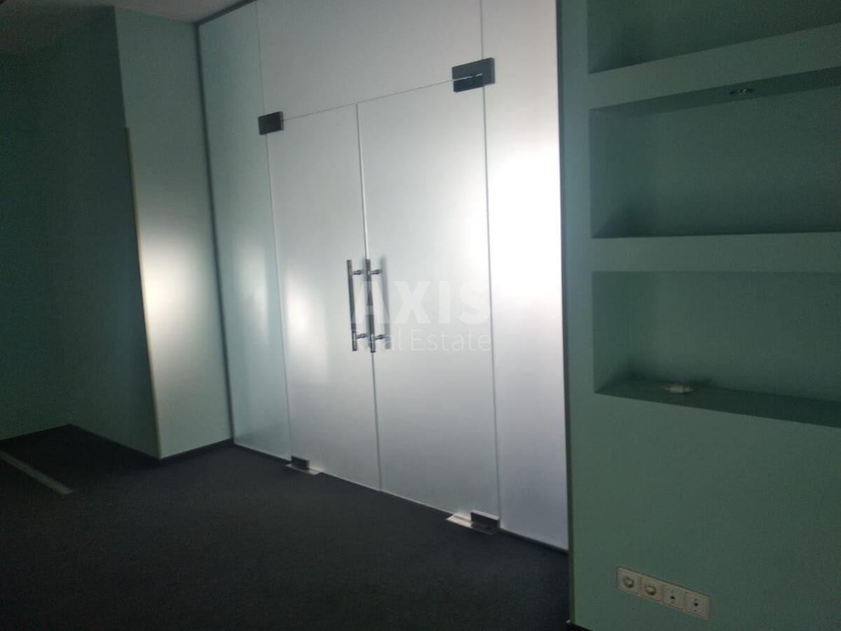 Office vul. Shhekavyc'ka 30/39, 218m21
