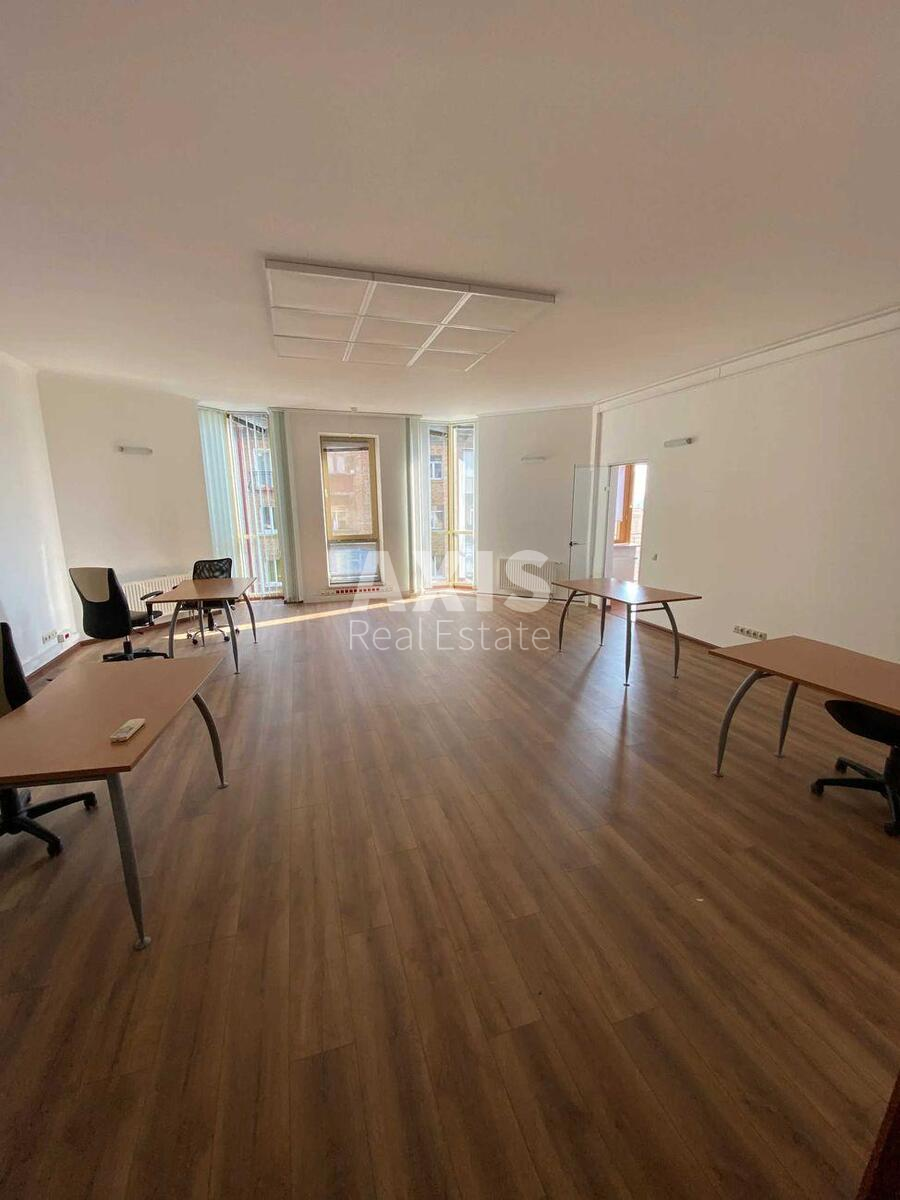 Office uzv. Krutyj 7, 214m2582071