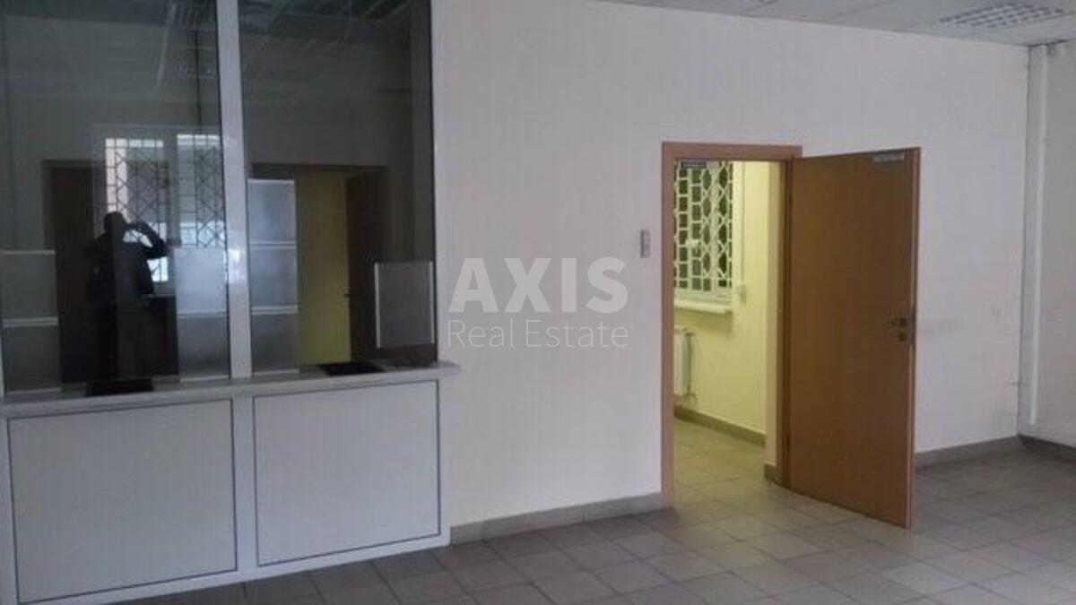 Office vul. Dmytrivs'ka 69, 300m21