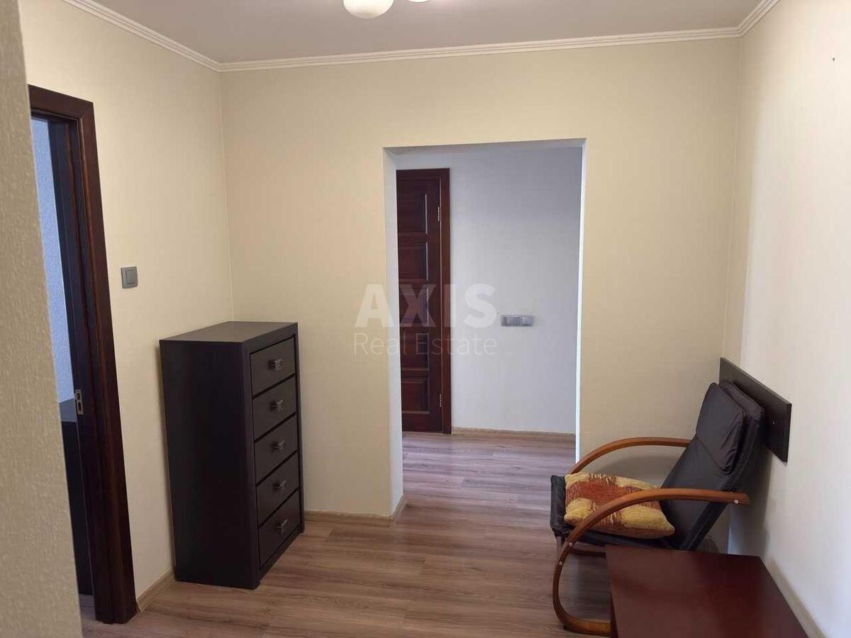 3k apartment vul. Ahmatovoi' Anny 11565630