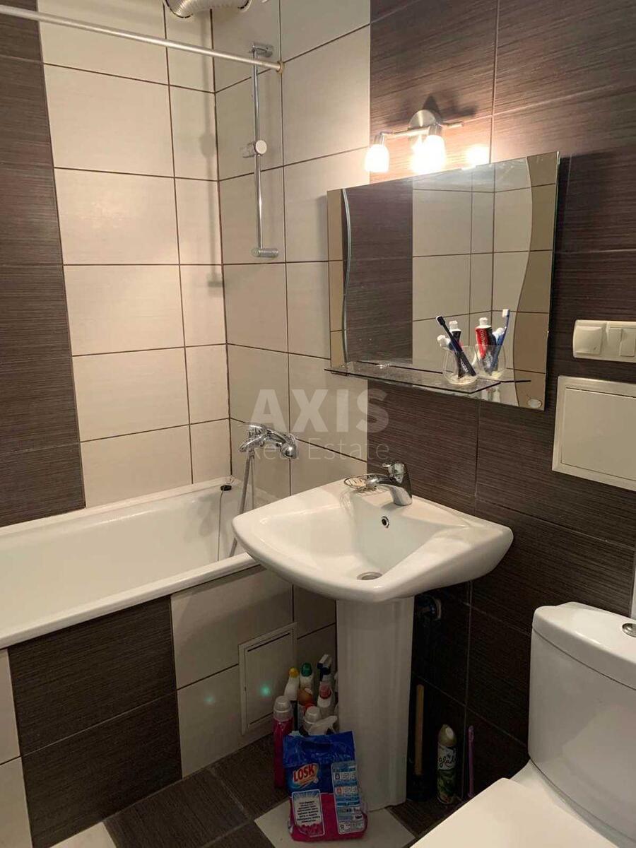 2к квартира ул. Вильгельма Котарбинского 10/126126611