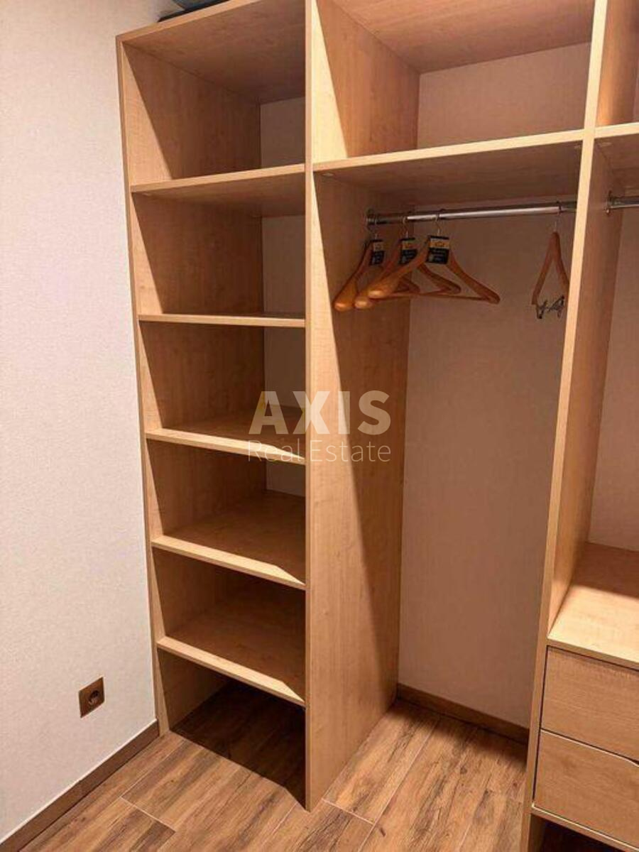 1к квартира ул. Ревуцкого 40Б8