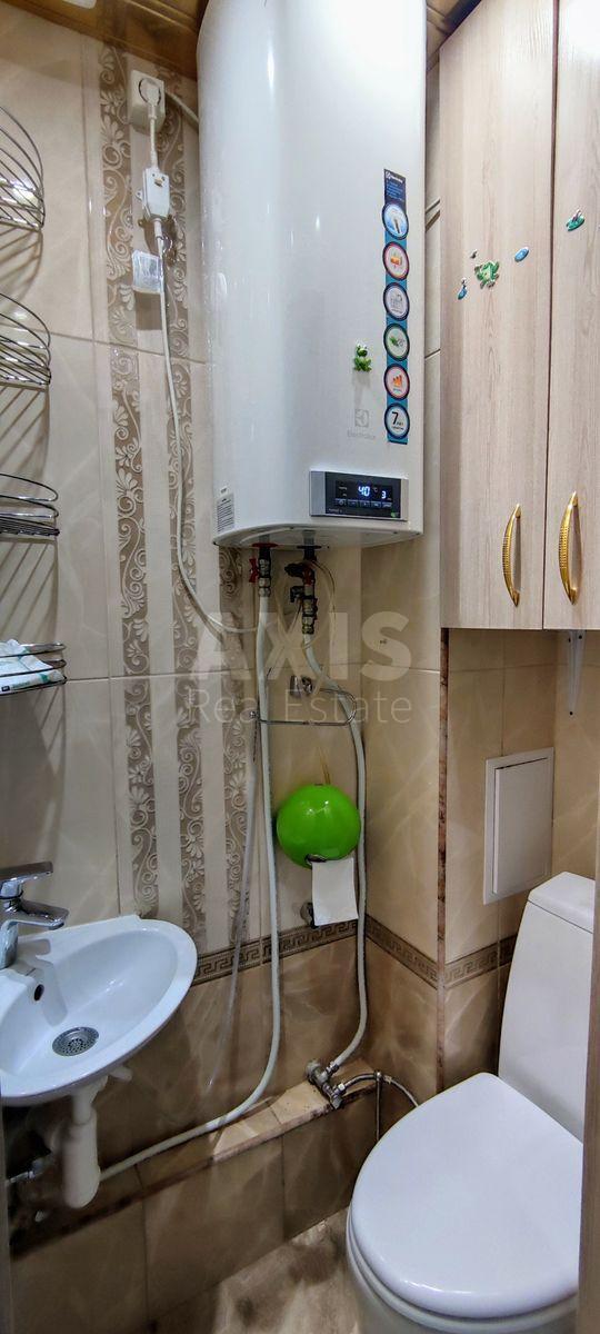 2к квартира пр-т Голосеевский 8410