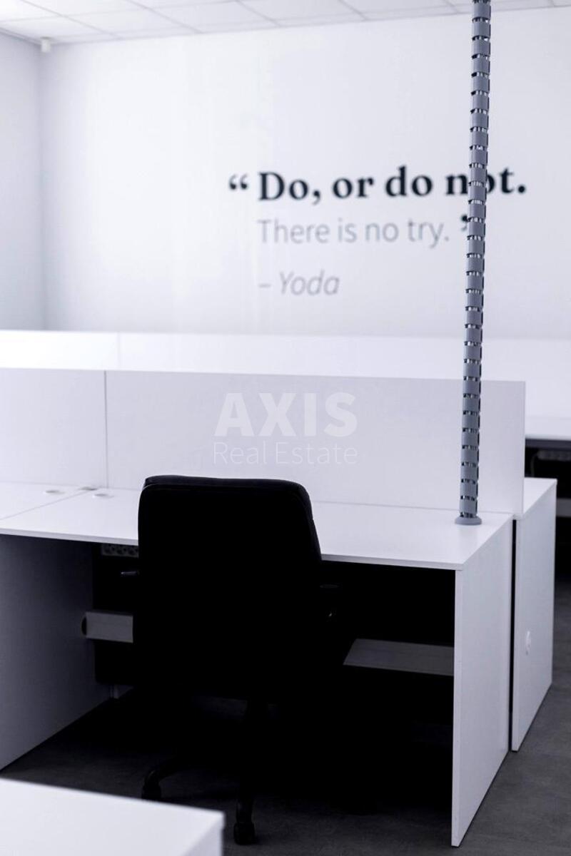 Офис ул. Пимоненко Николая 13, 576м26192212