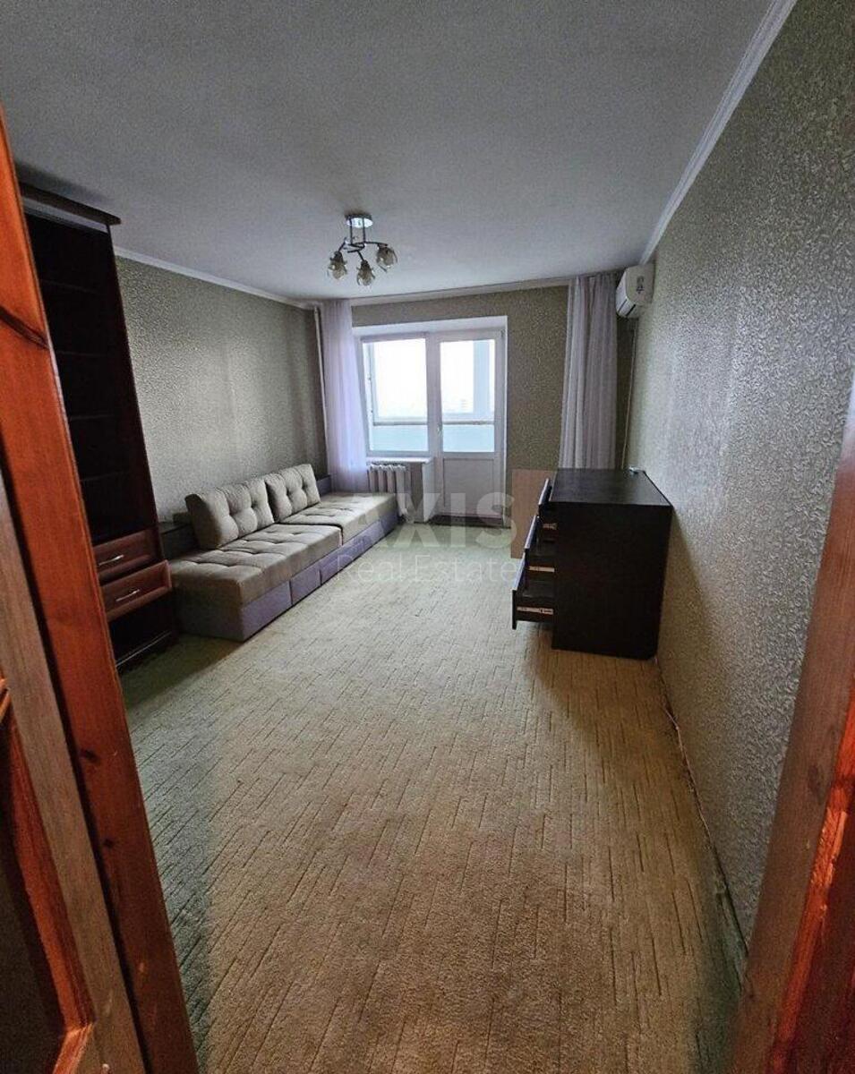 1k apartment pl. Peremogy 89А2