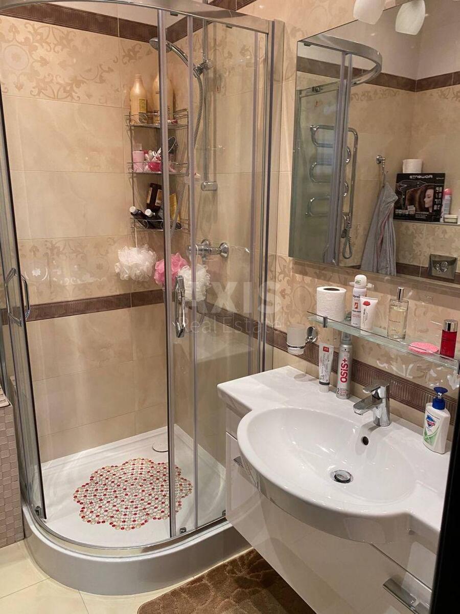 4k apartment vul. Dragomyrova Myhajla 205948414