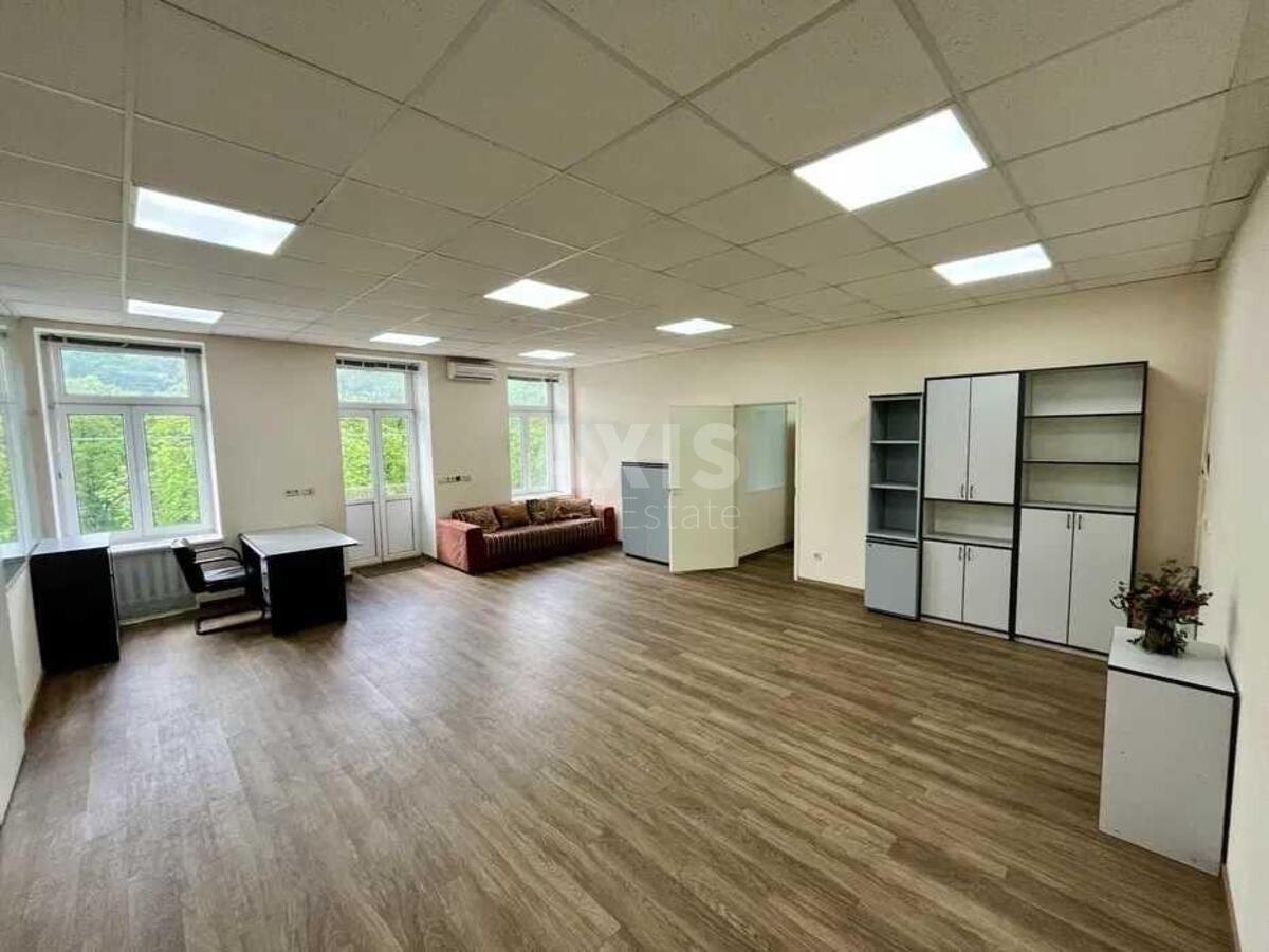 Office vul. Tereshhenkivs'ka 13, 128m20