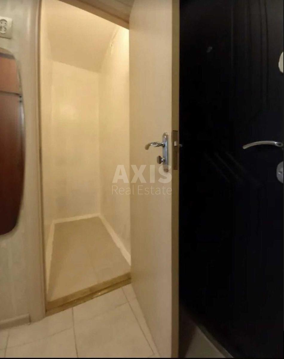 1k apartment vul. Kotel'nykova Myhajla 74