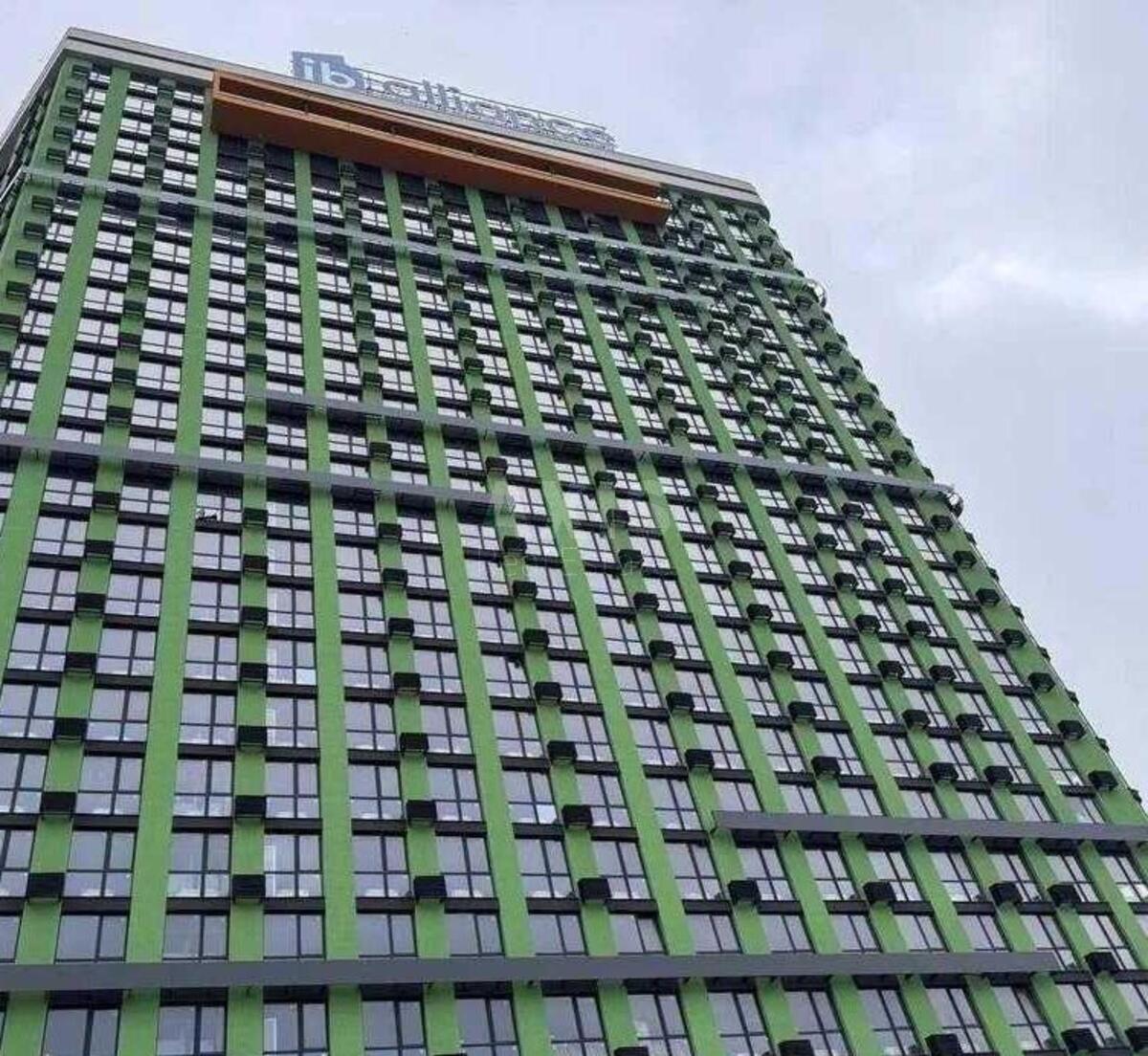 3k apartment nab. Dniprovs'ka 1562891