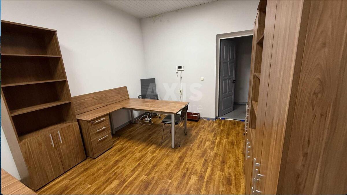 Office vul. Bastionna 14А, 150m2585967